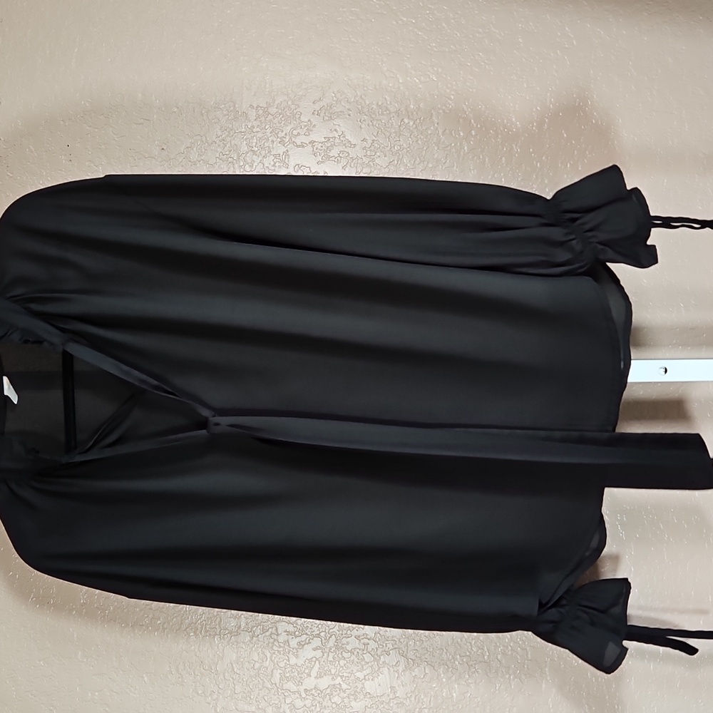 Large black top